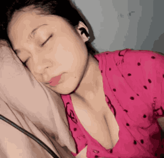 Konten Terbaru Video Viral Bidan Rita Mandi